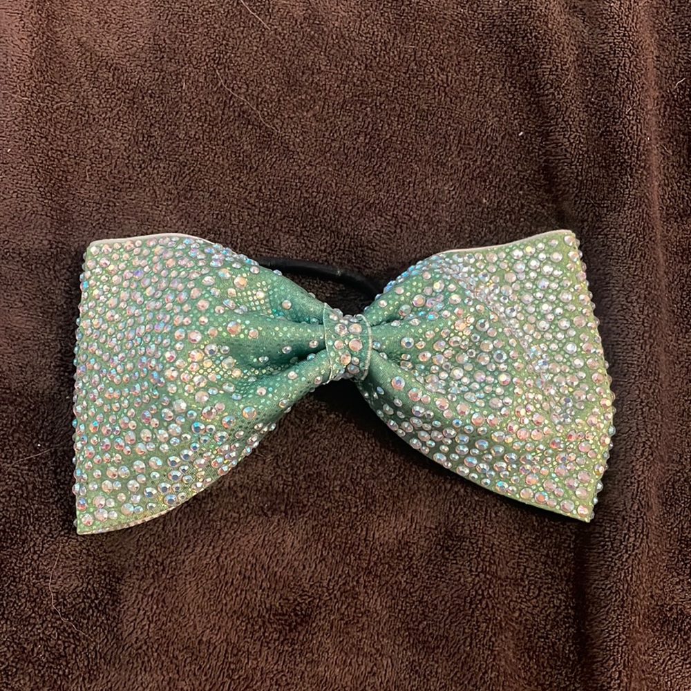Cheerleading Bow from CheerForce